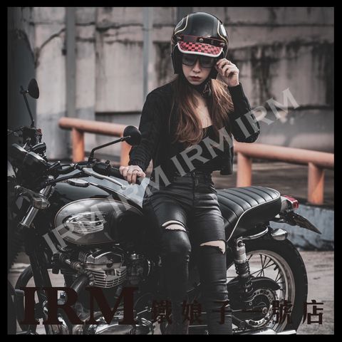 2AA4BA00-1CD7-4BC8-8394-016EF32A0B76