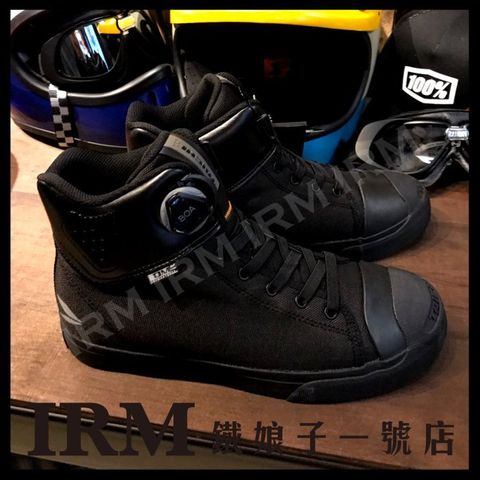 b647da92-c052-4afe-b58b-1e830388a27b