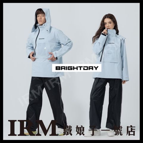 背包款輕量半斜開雙拉鍊連身雨衣_02