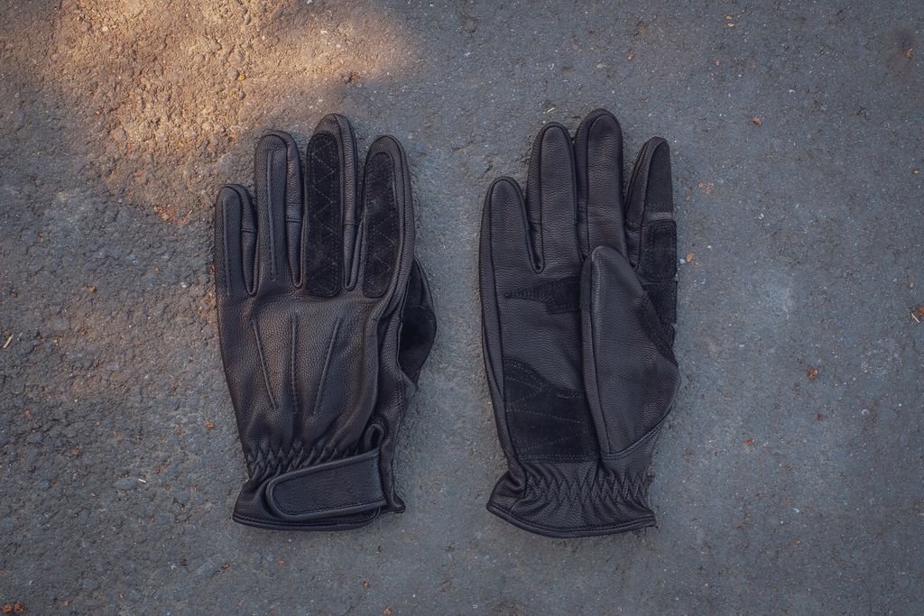 LINE_ALBUM_Gear up手套_251212_8