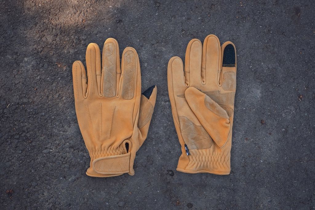 LINE_ALBUM_Gear up手套_251212_10