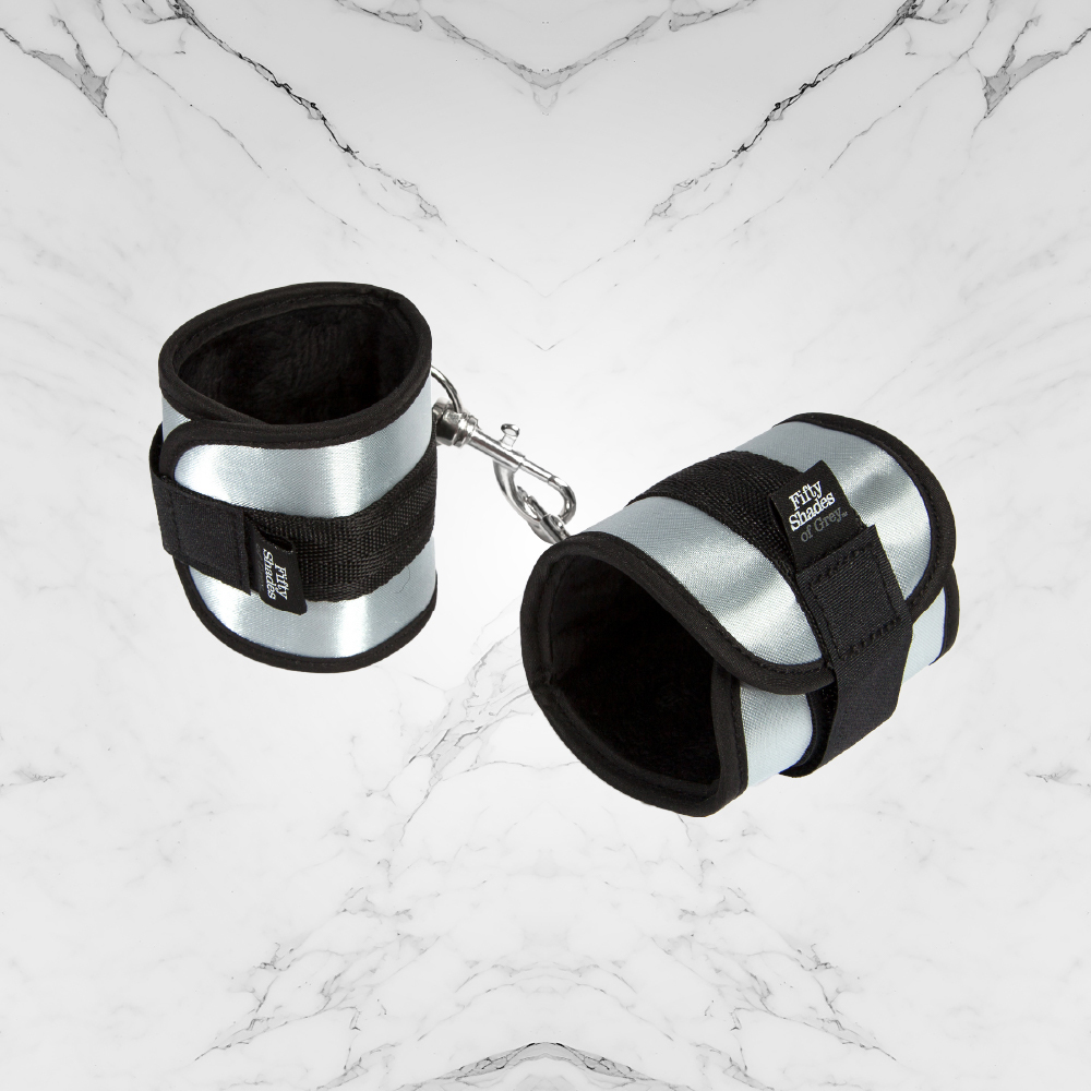 黑銀柔軟束縛手銬-AD-10