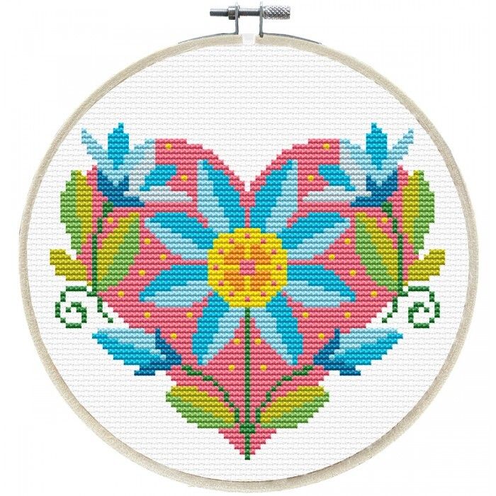 240.065-700x700_Floral_Heart__61176.1639619747