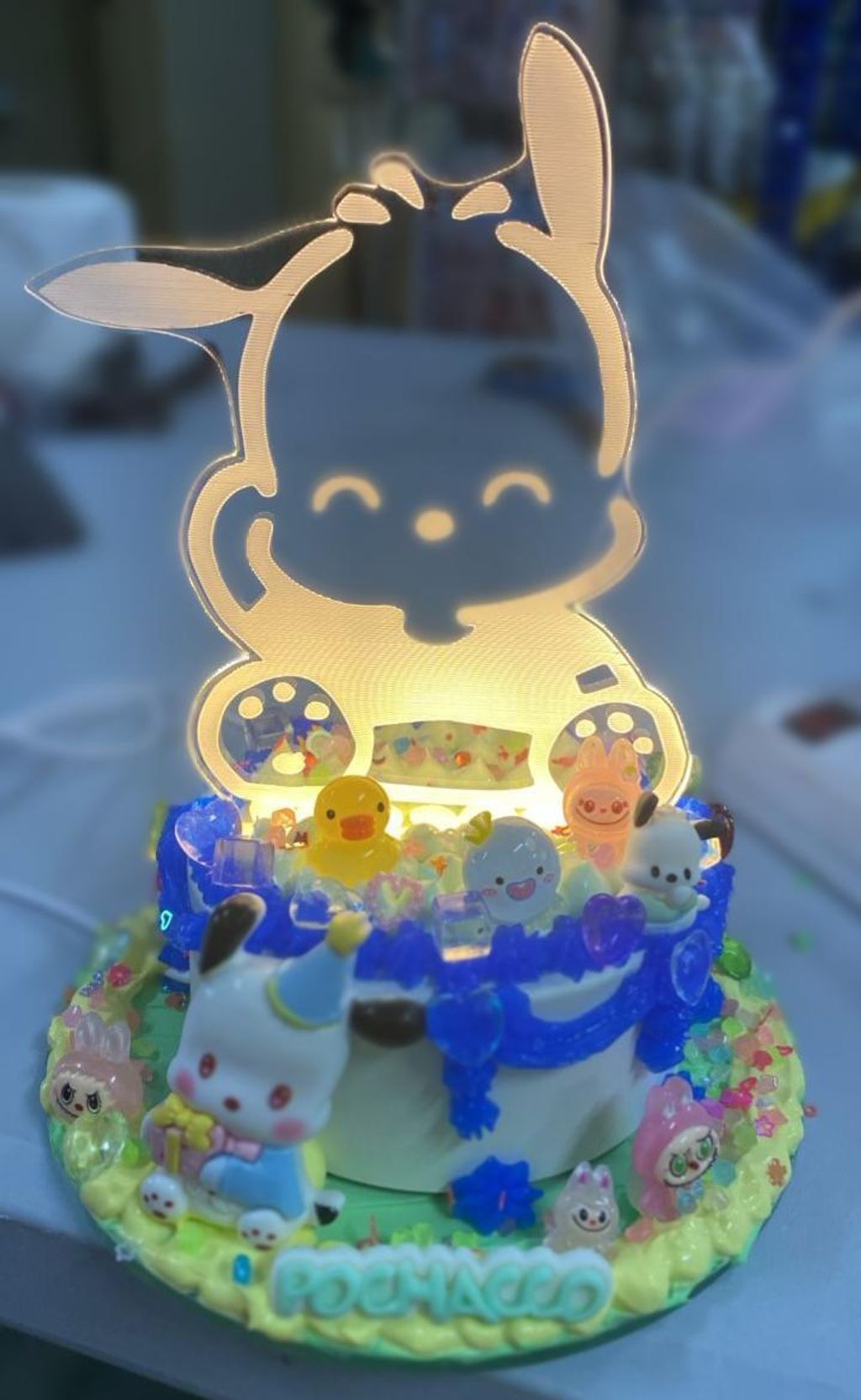 Cream Glue Pochacco LED Night Lamp