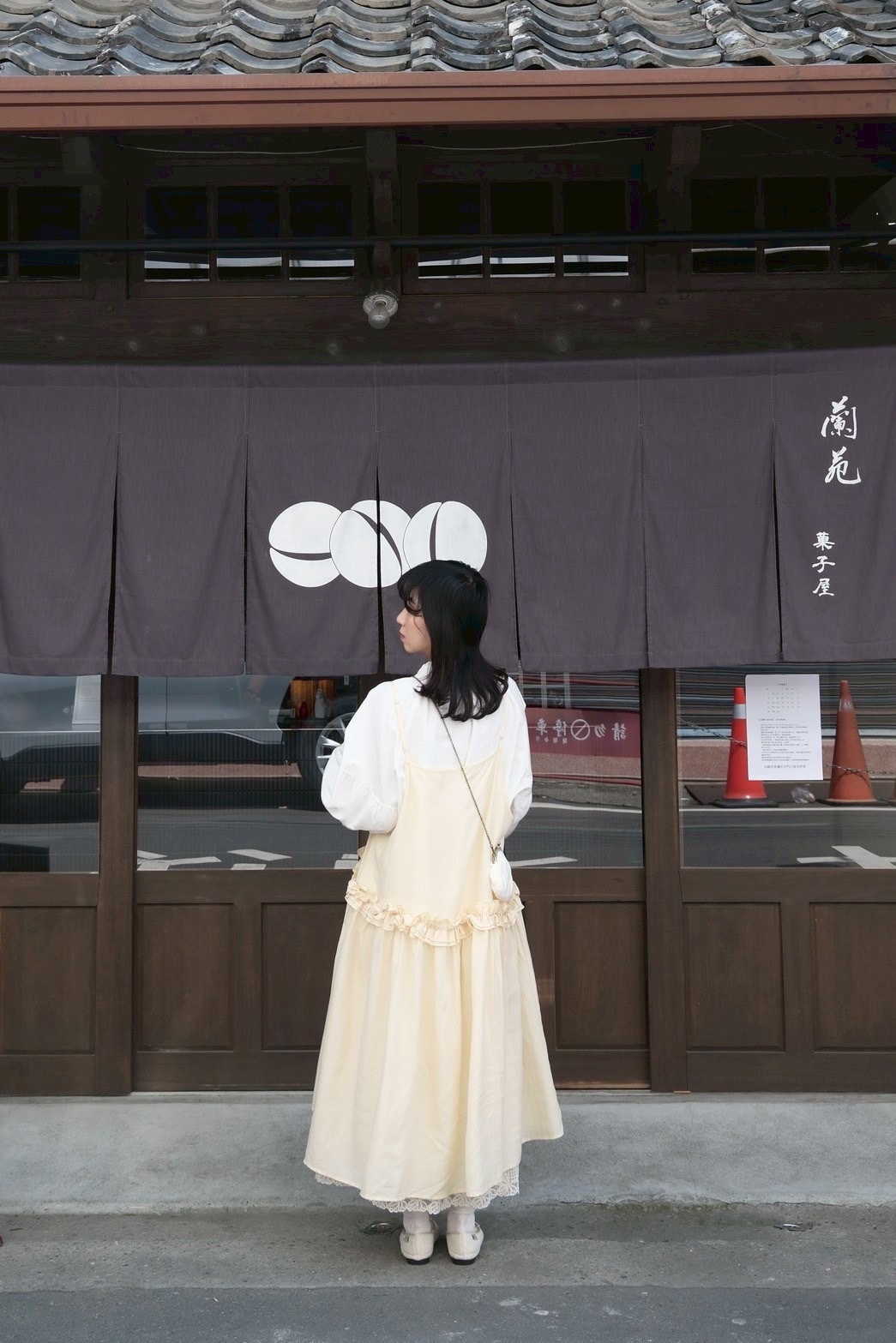 049B904E-E409-47A5-BA7E-E993D7D77E2B