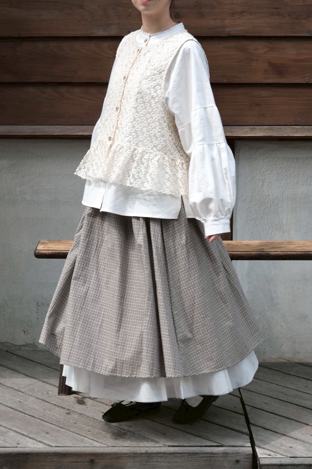 E964A6B1-3722-486F-B34E-6C7B74F6C313