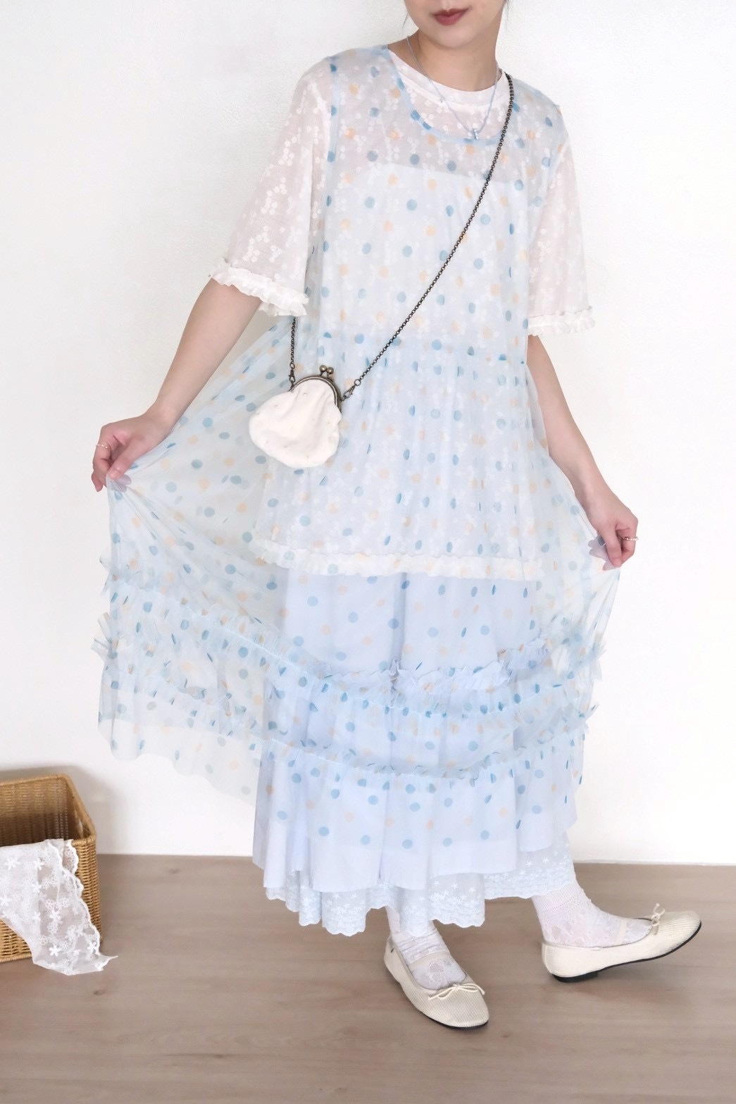 74B9CF4A-9E17-407C-BDC6-13324D954D07