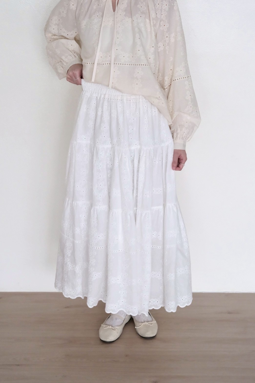 A2F6C37C-8927-422A-BBDF-E8B4DE3FAF33