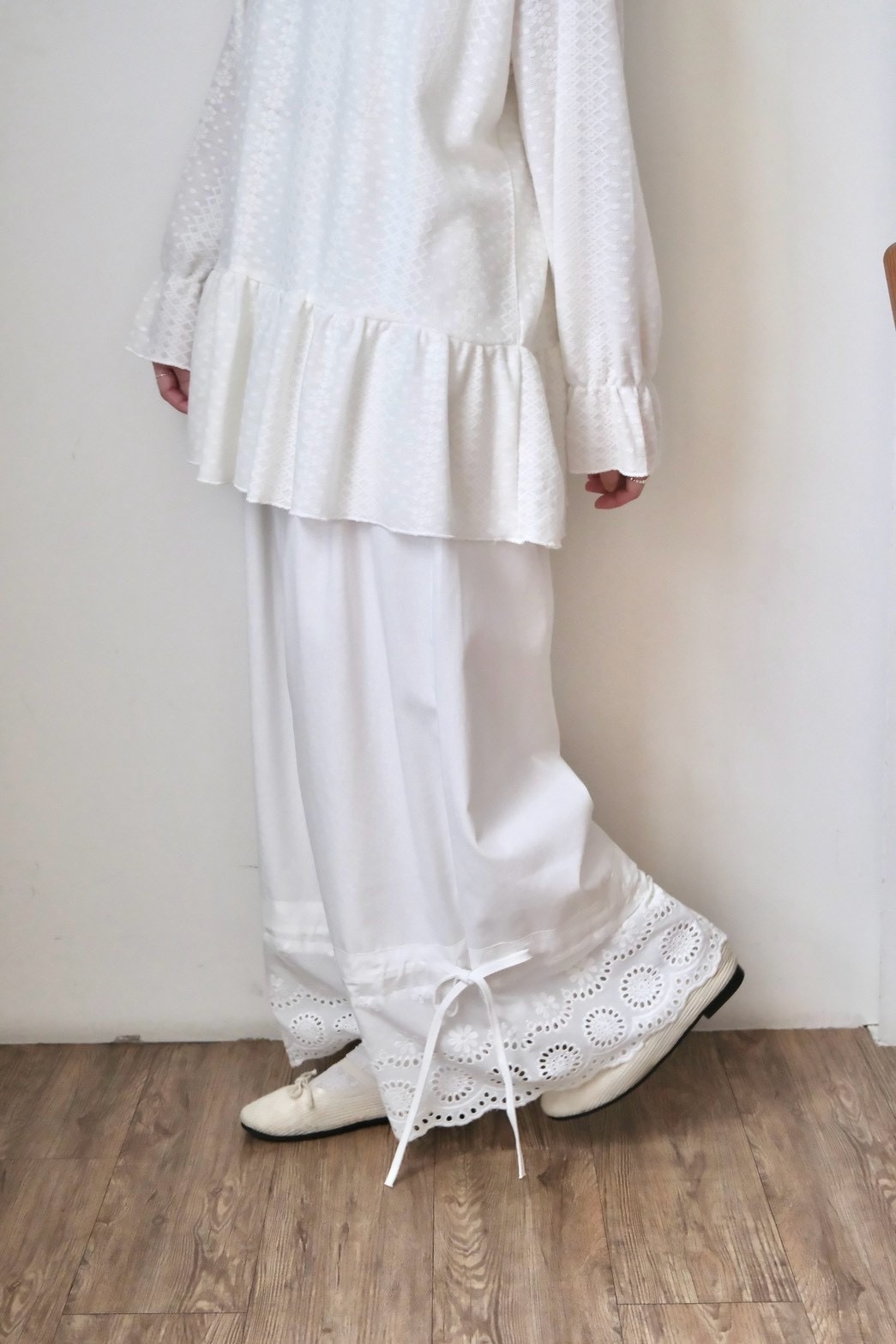 A4B5B550-05A6-4E84-98EF-ED17CEE744F3