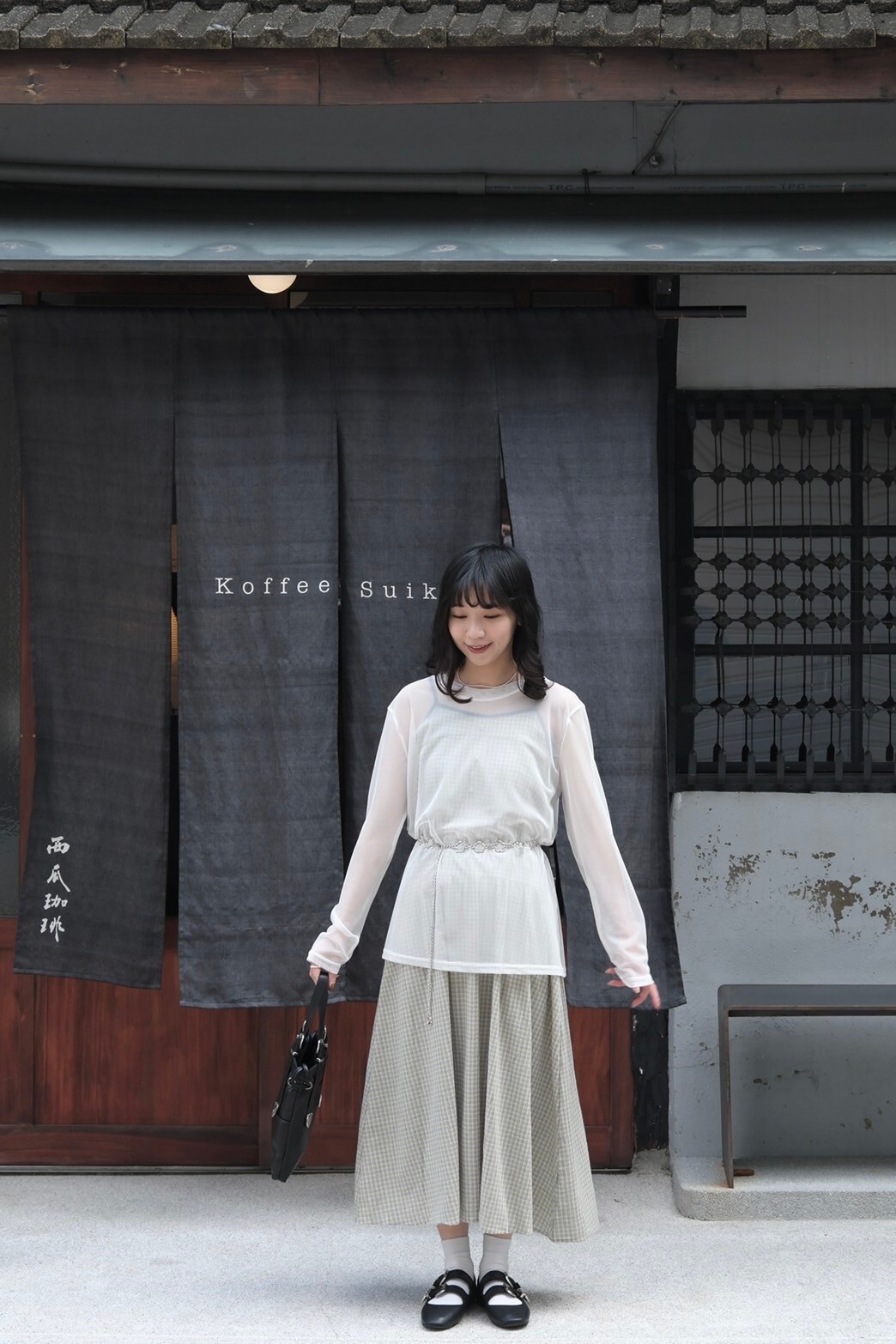 2FD217A7-7B4D-4976-9D96-50C176B1EE9E