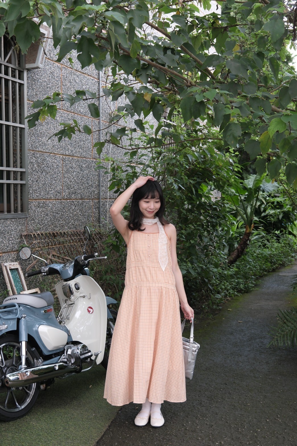 25306A38-2F11-4F20-8A3E-5967742D1560