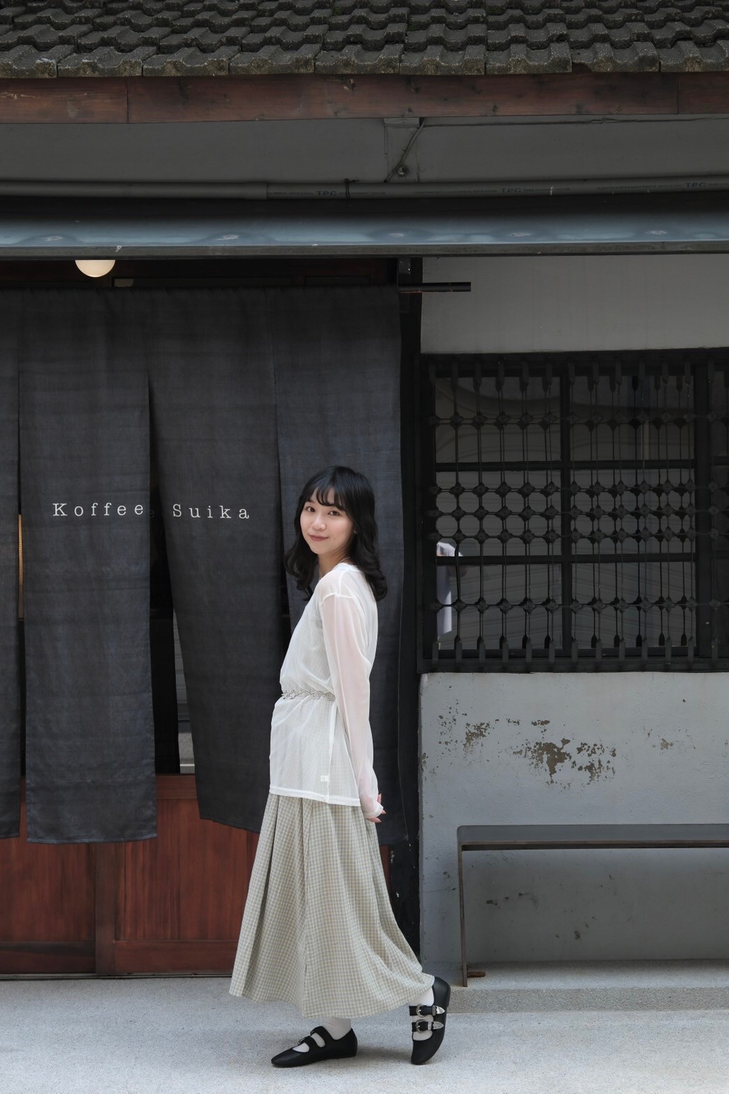 30E90D97-C557-4B29-BE0E-A6F7E2835B6E