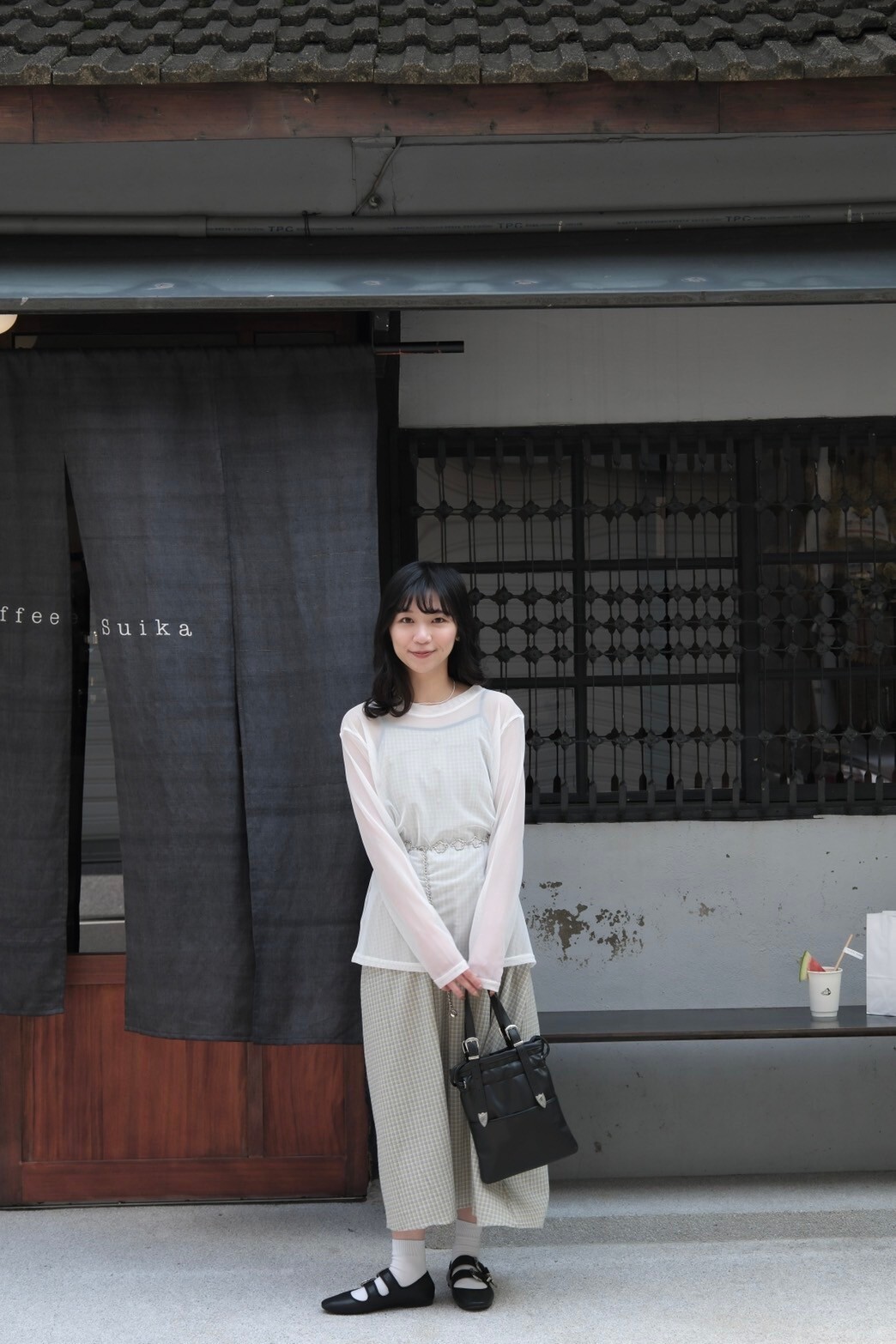 CF2B0152-CD60-43BC-A4D0-C9AC40FE9E11