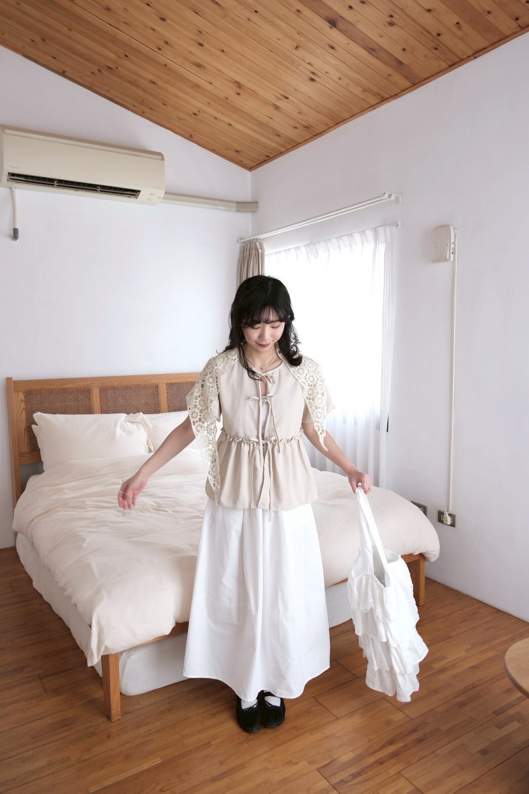 19ED3C2F-8DC9-40E7-AAEC-354847C11006