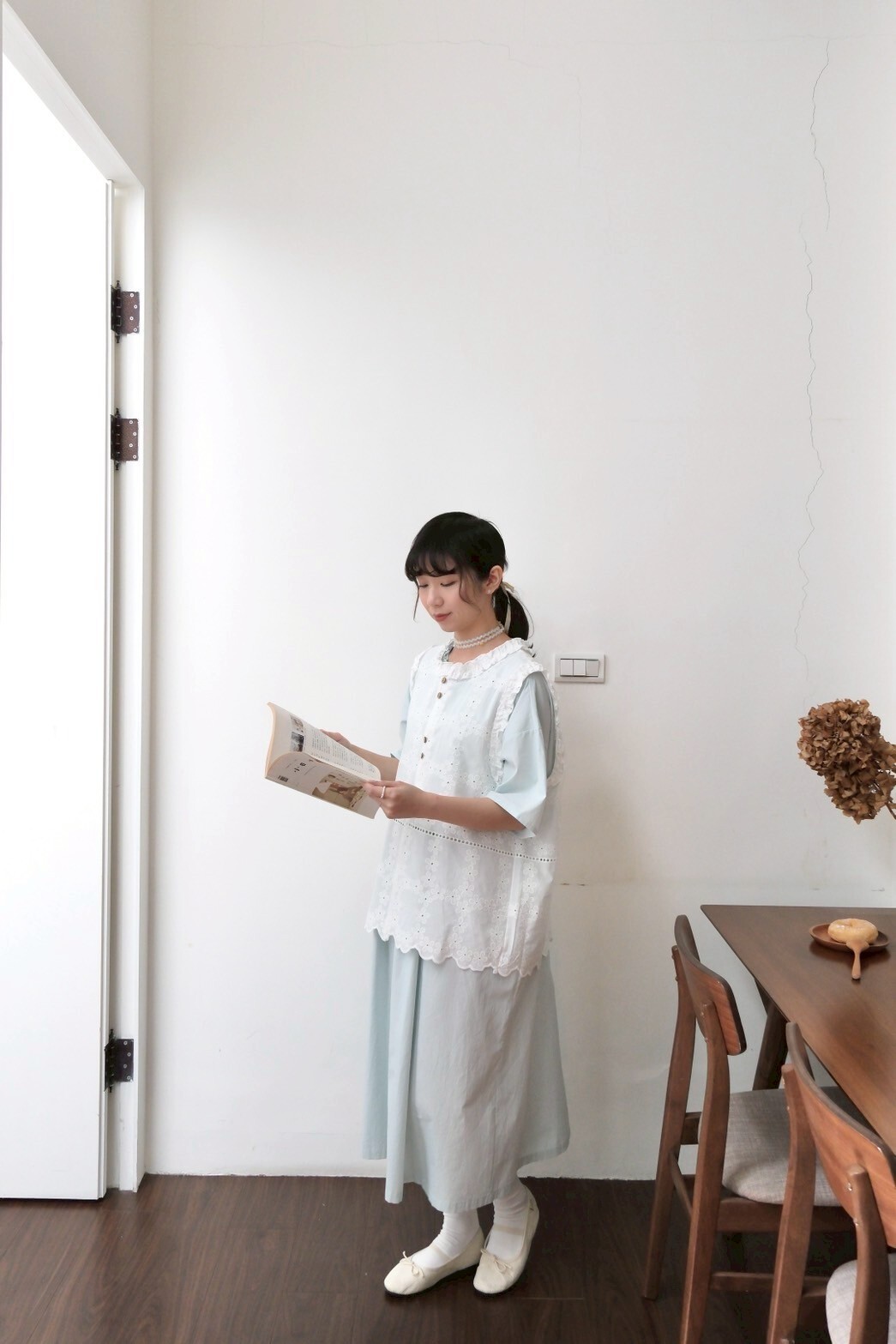 953B32DB-192F-4467-9217-00192C78941E