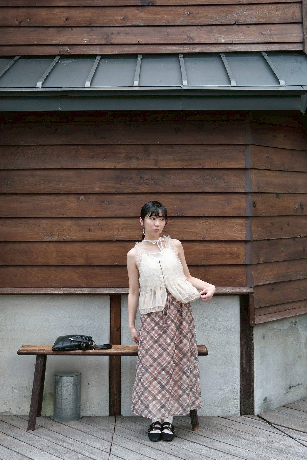 0D71B763-3098-4D37-BB26-1EC749E7D2F4