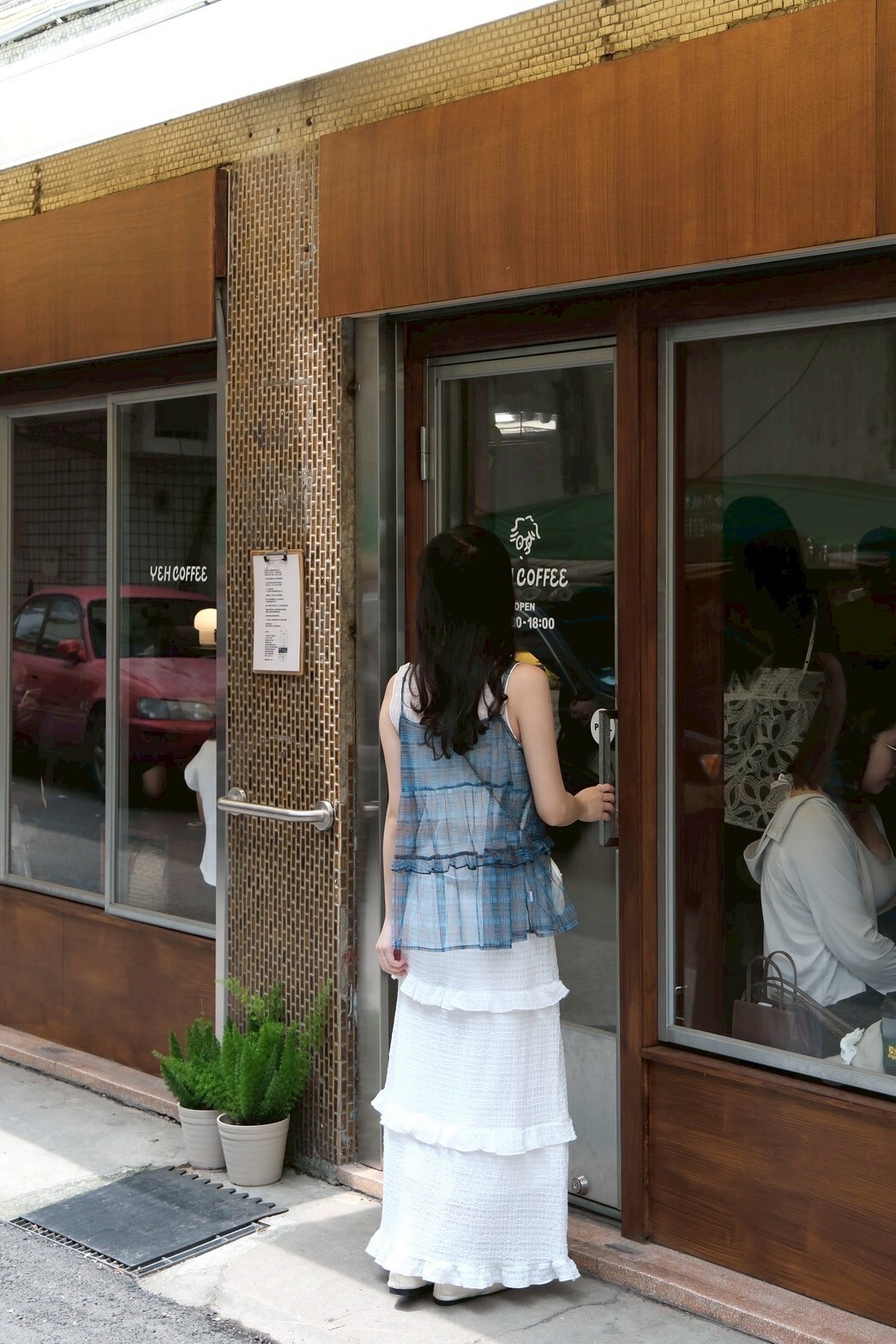 56854FC3-F1EA-4FBE-9496-C566CC24C9D1