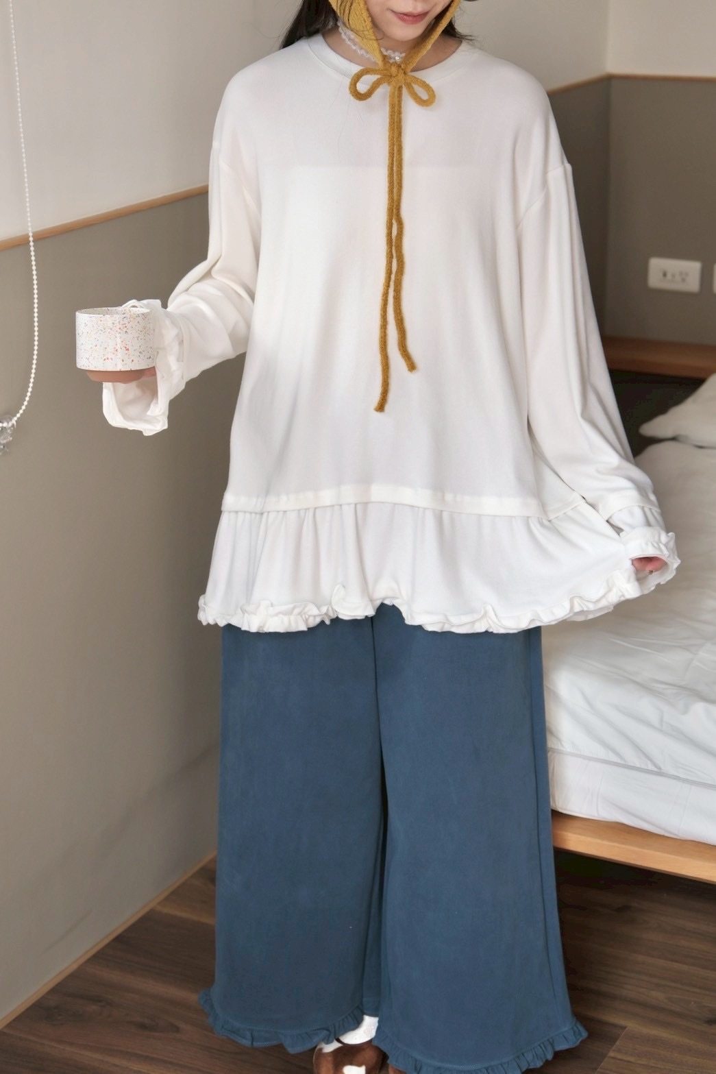 AE6580AB-C086-48E4-BD41-9FB8C0D8FF36