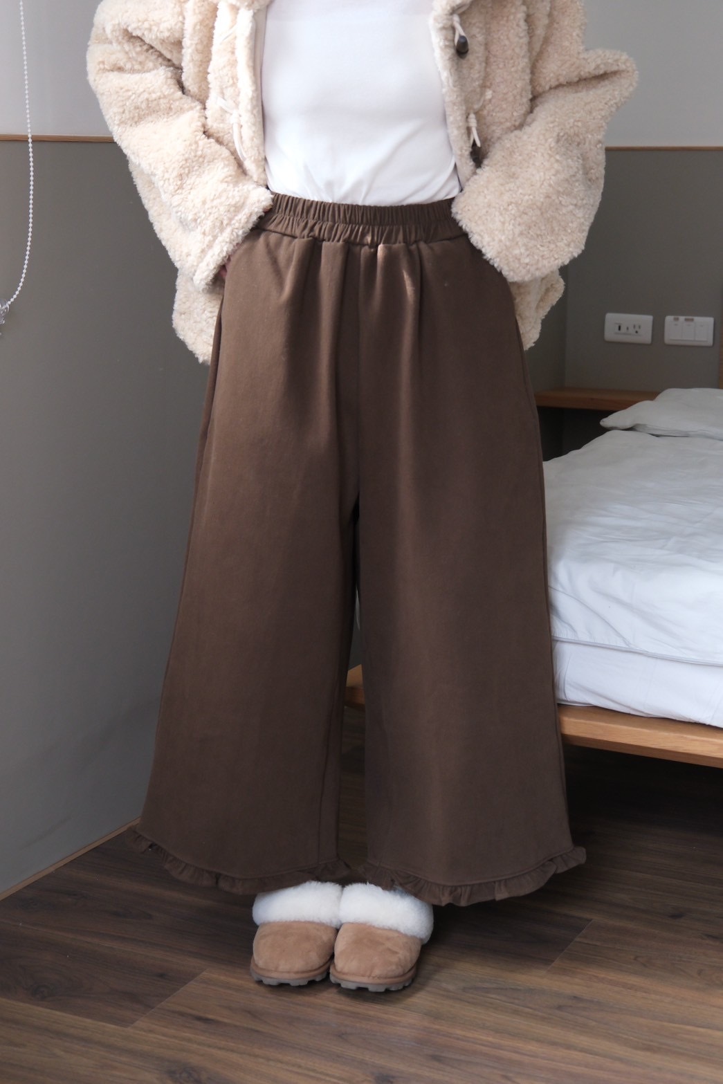 D7D0CD8D-7700-41DA-9706-405DA27D77F2