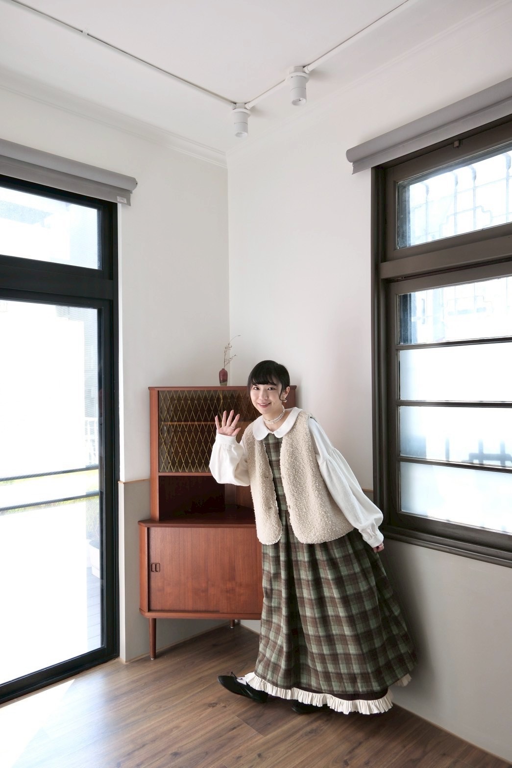 EFE6B834-C63E-4DD3-9A0A-32B7C80E41C5