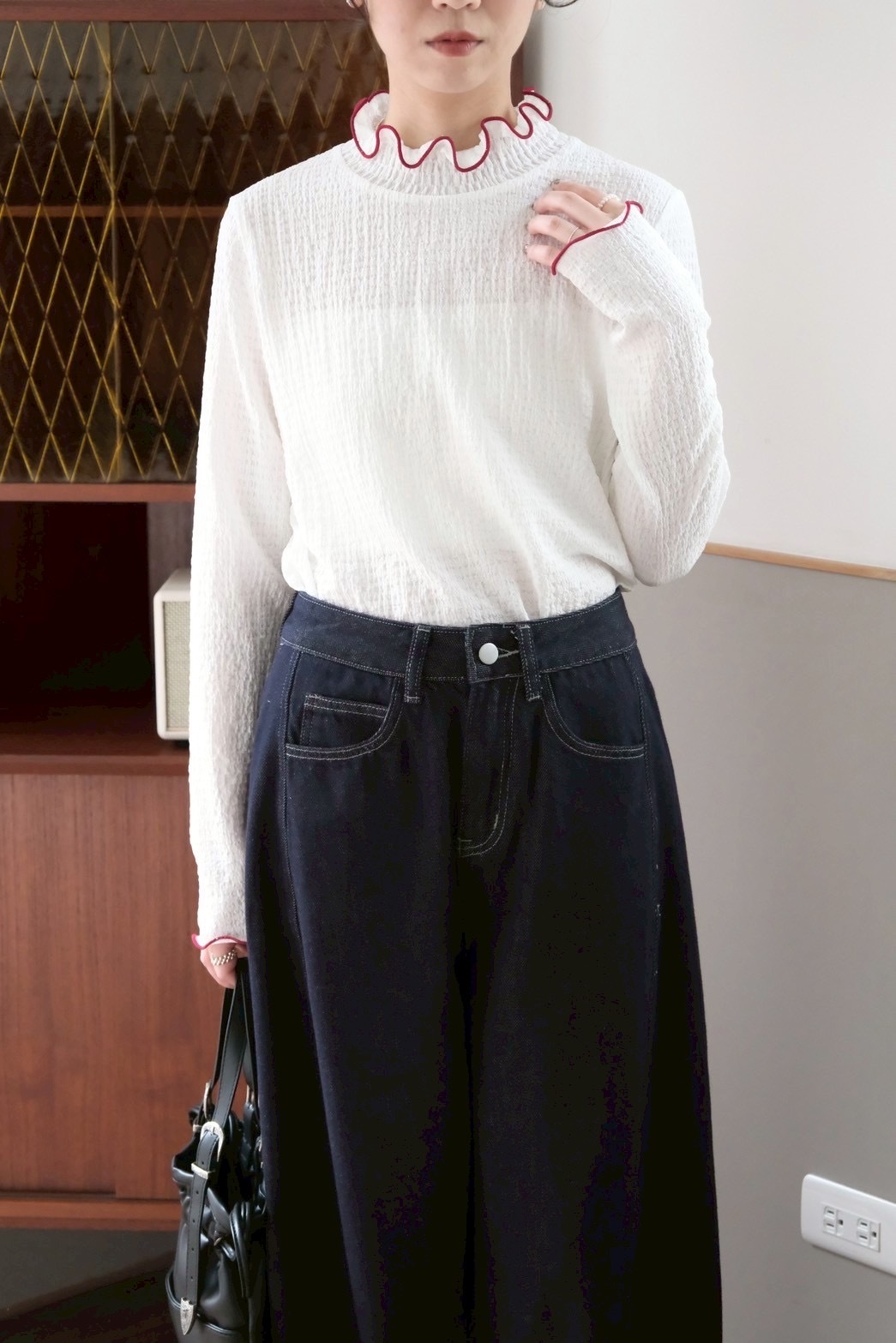 6B2B4547-0371-438D-AF95-7B1E83EE4C79