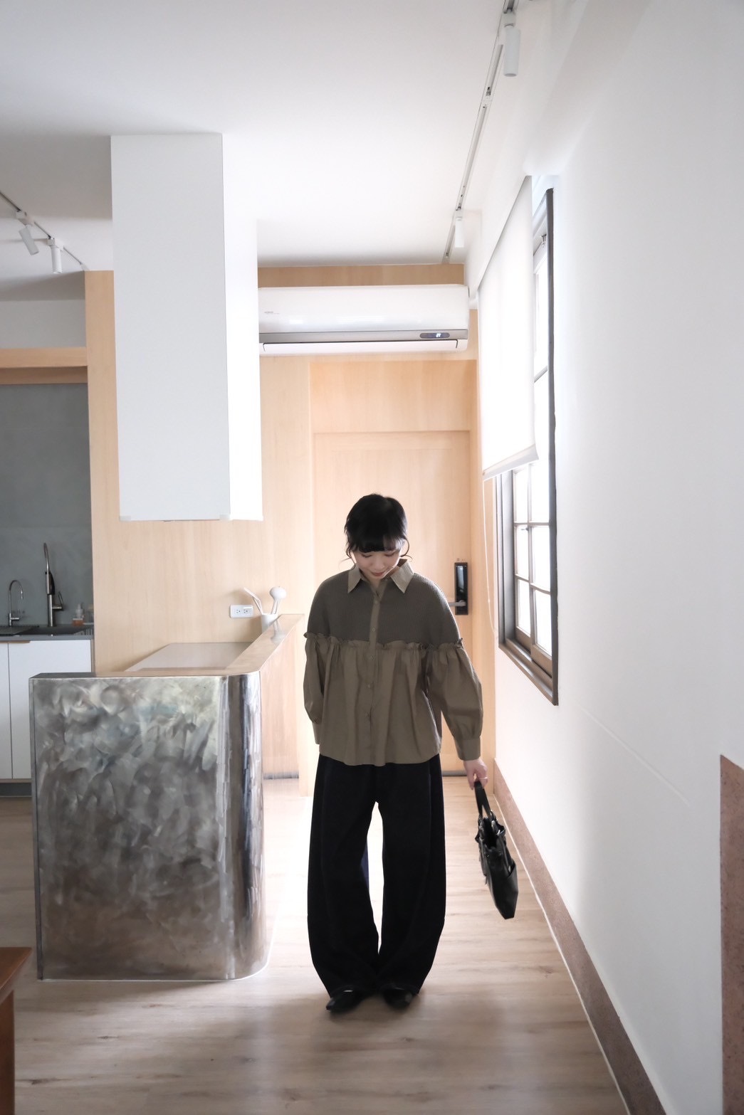 EB33A2F1-5A99-4676-9C02-3F1AD4477F24