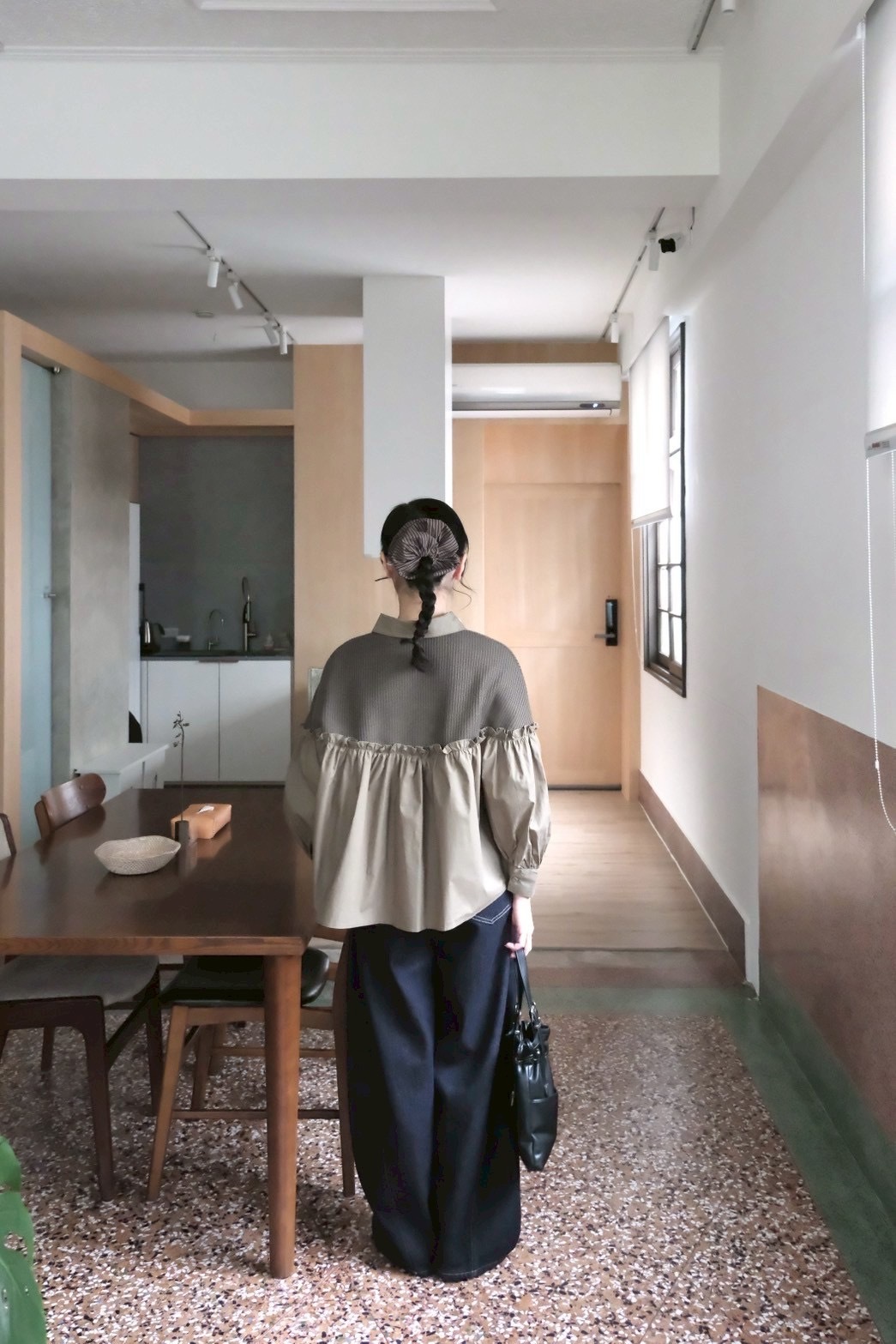 14942C4D-53D2-4A98-9351-345CC9C9D8FA