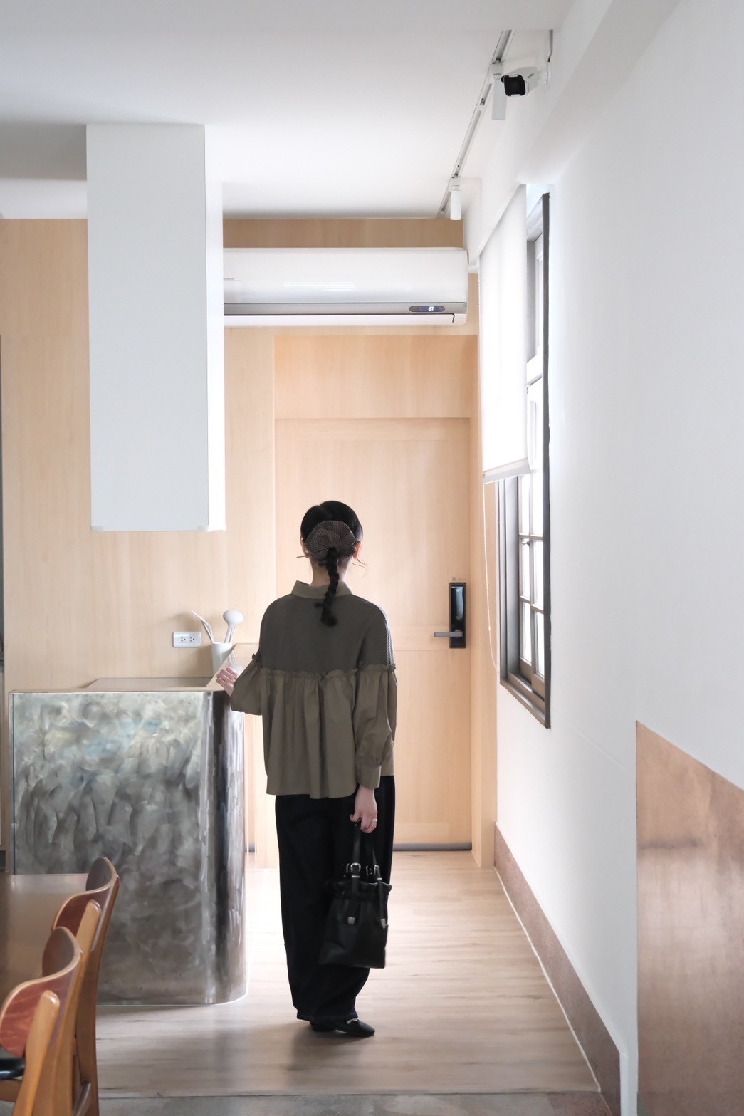 B6E4BAA8-4704-42F0-A702-E988525FB368