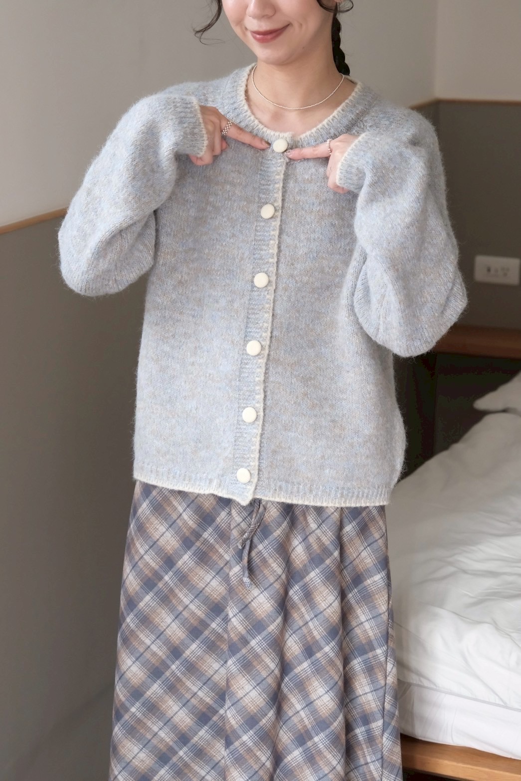 25054AFE-C7EE-4E61-8A44-0EF9296041E7