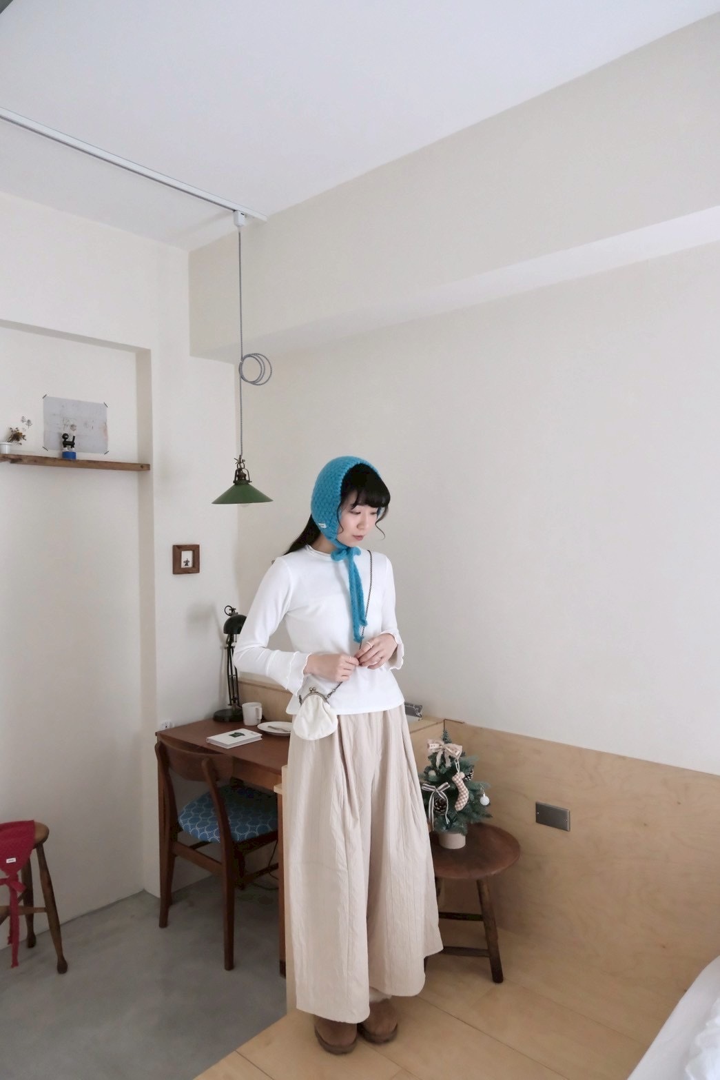 FD12D956-8B7F-4E85-ADCD-F18A7F4D65FE