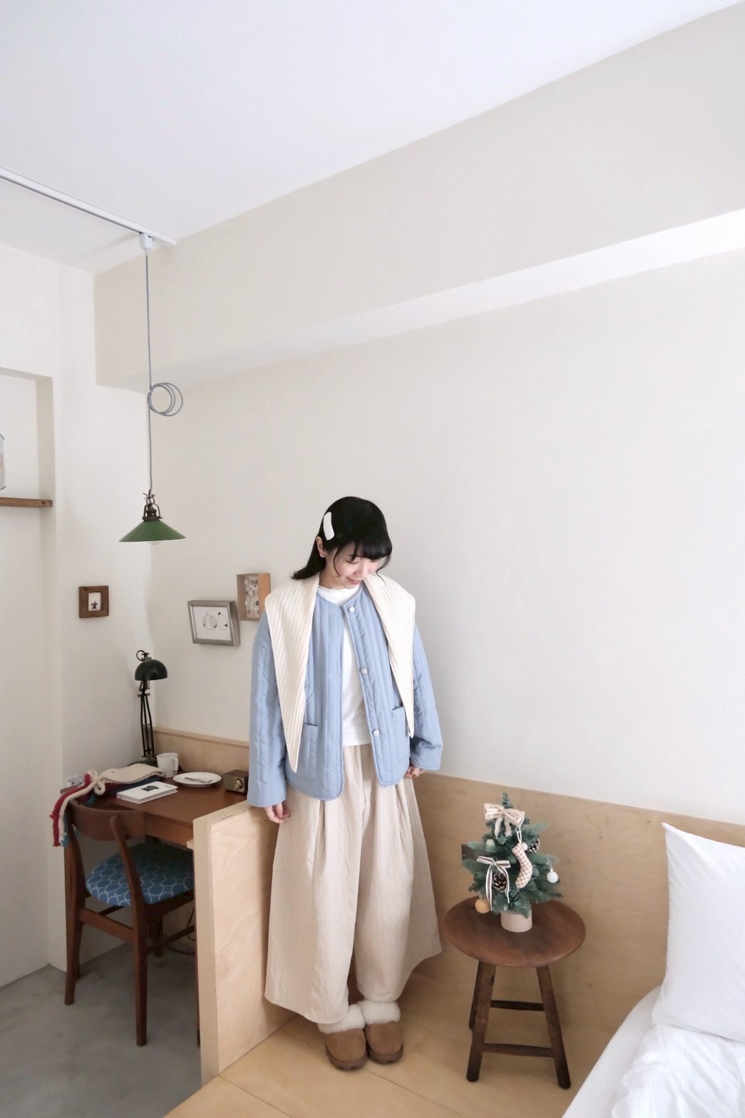 E2F87C8C-E55C-48A5-BA48-29F528FCDC23