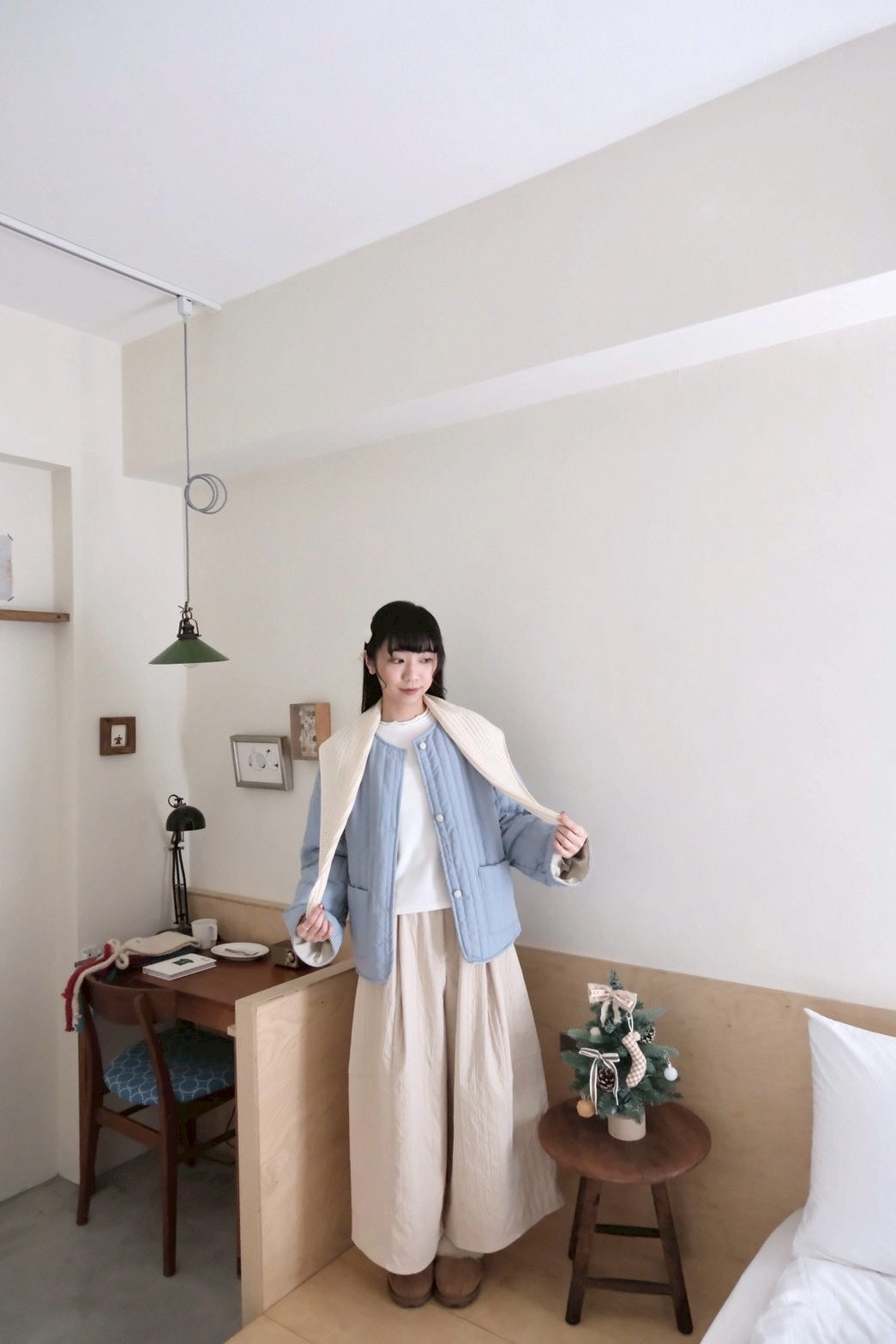 F1B3BD94-3D7E-473E-87AC-423E94C58BD7