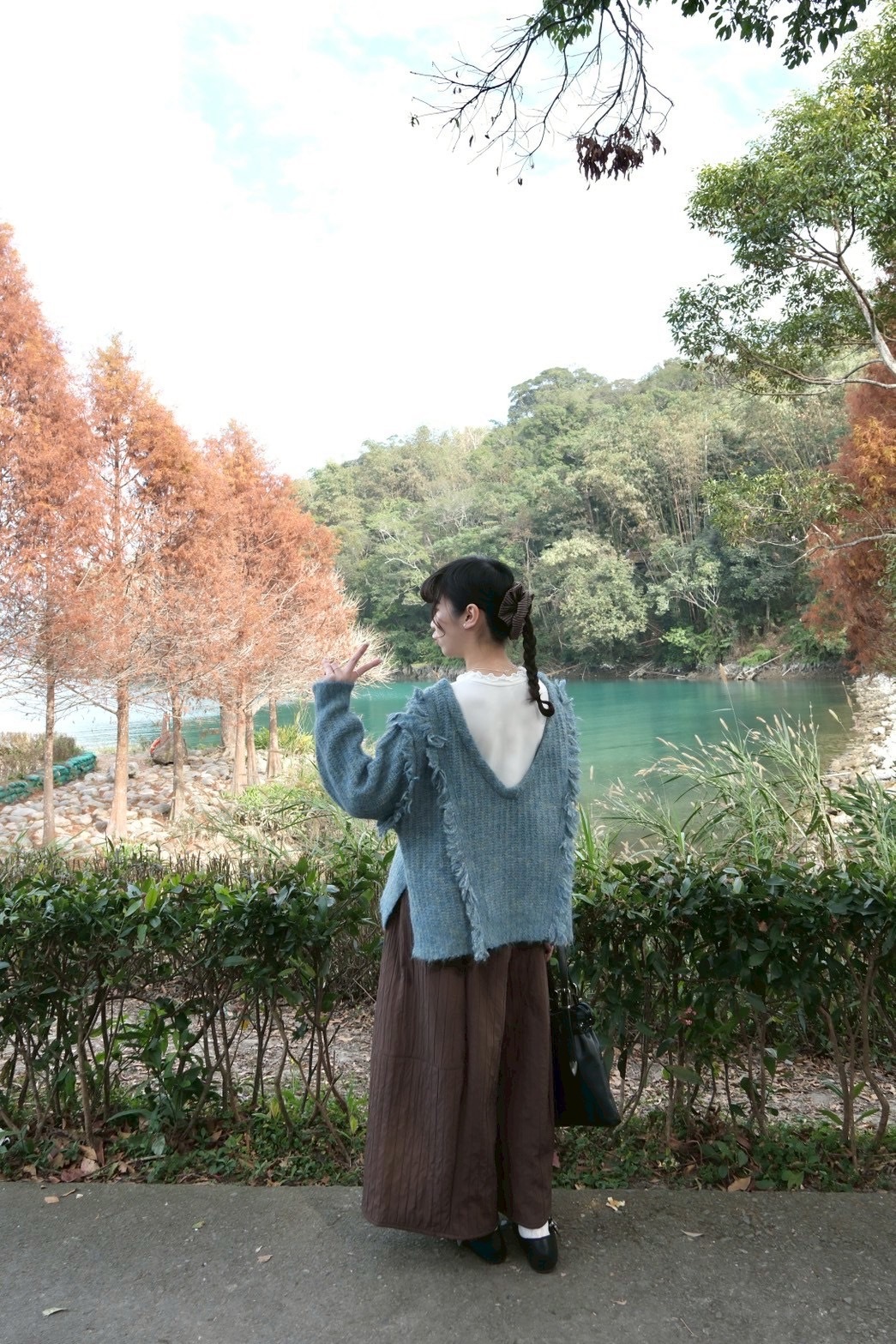 4E0C30B7-F24D-4C4F-96C4-DDE9B5278CC5