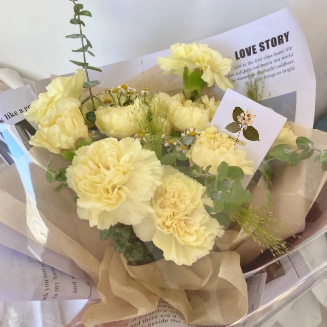 5.14 also is Happy Yellow Day | DRARE Florist N Gift Design