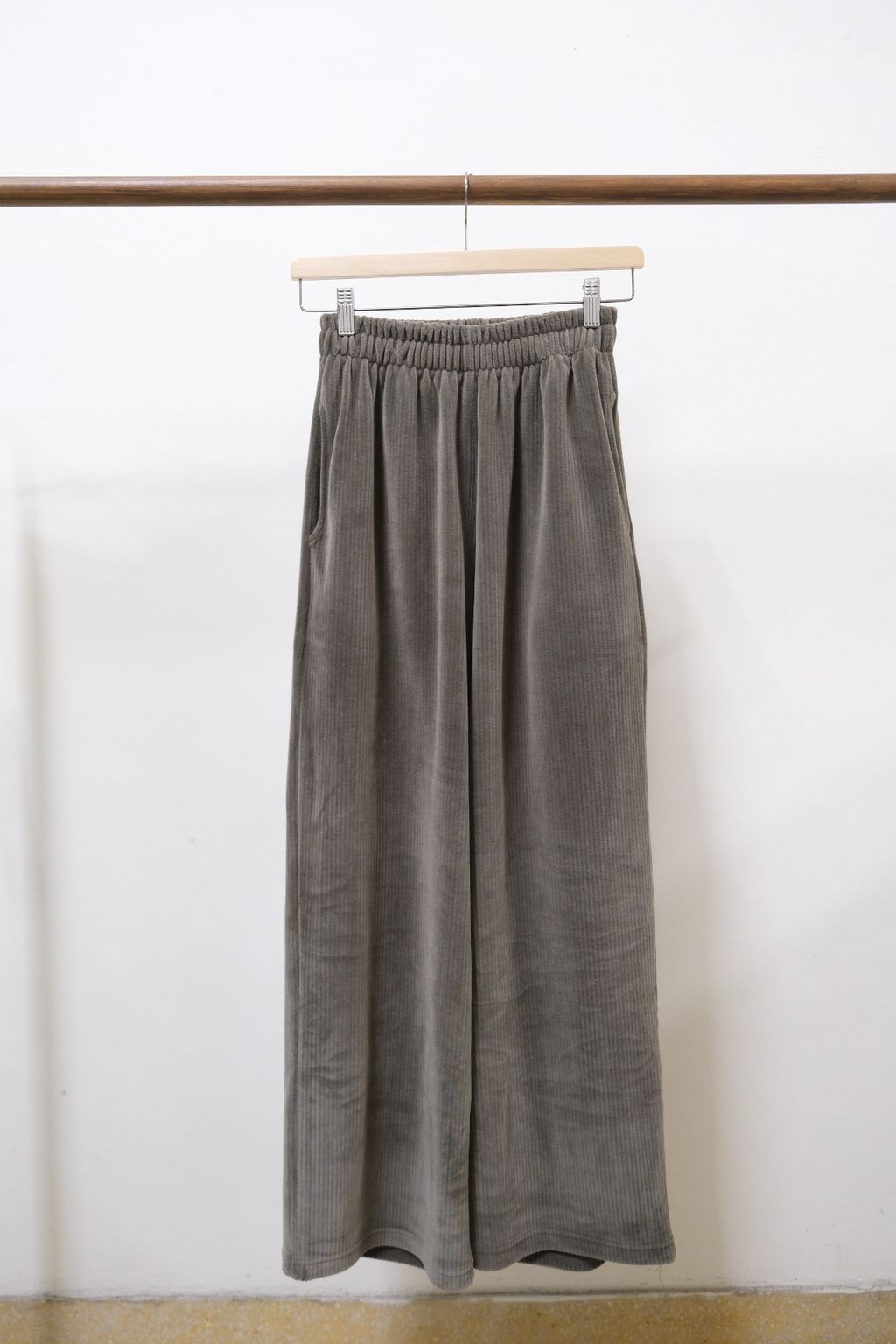 09F5A429-F471-4174-A89C-CAB605D37205