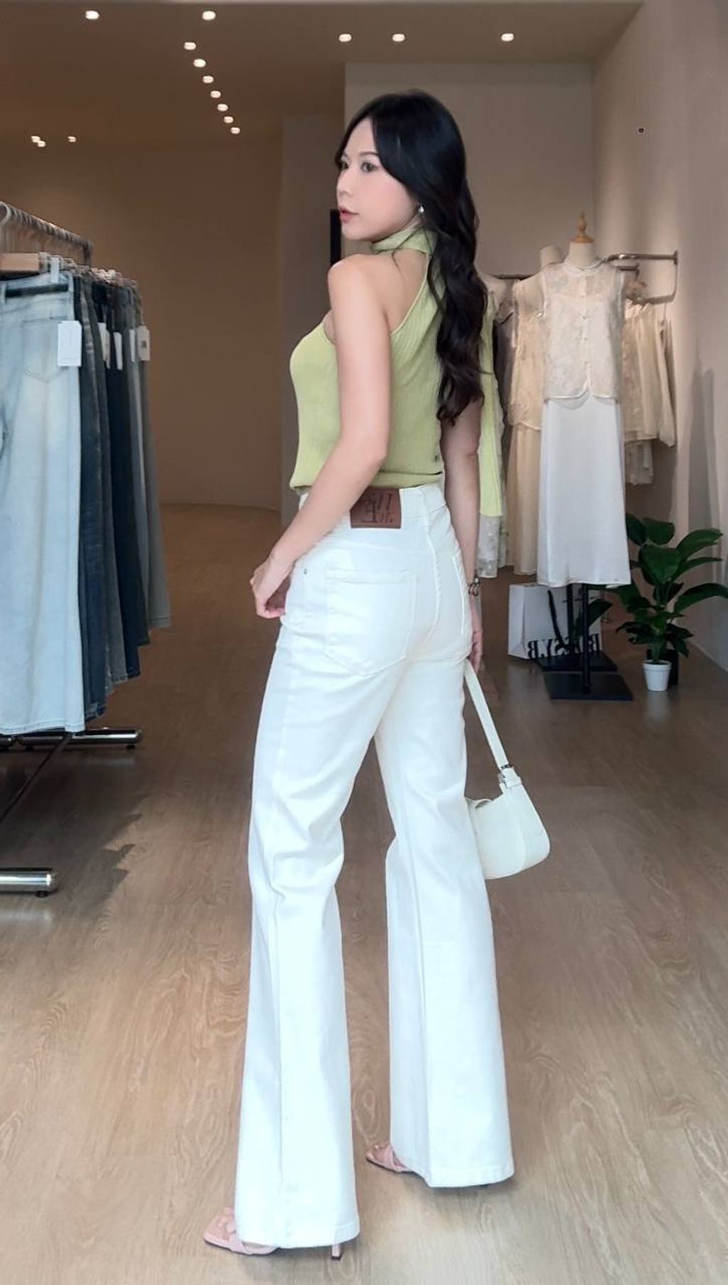 photo_2025-11-17_13-41-26