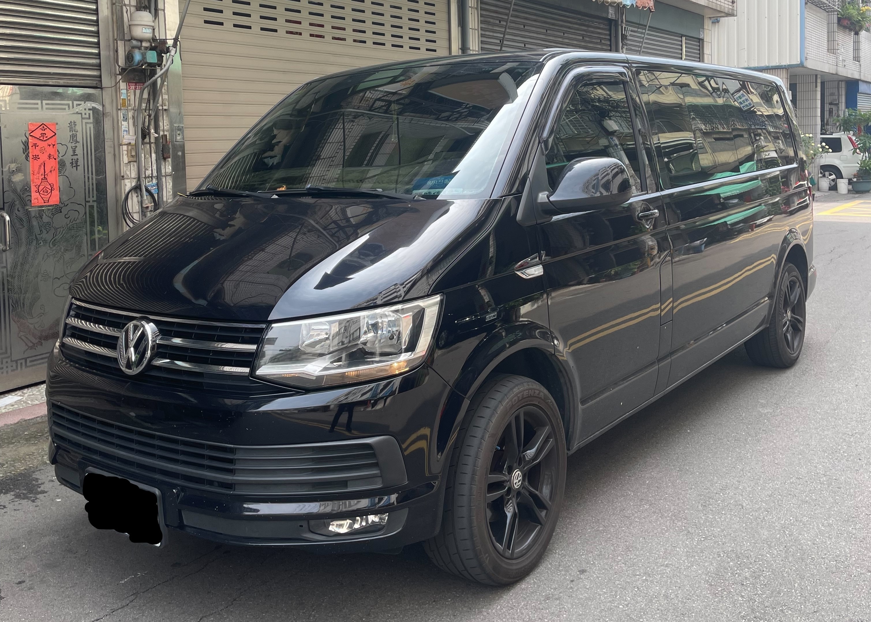 Volkswagen Nine-seater | Taiwnan Chartered Travel