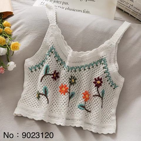 LINE_ALBUM_中短版吊帶背心_230425(小花白)