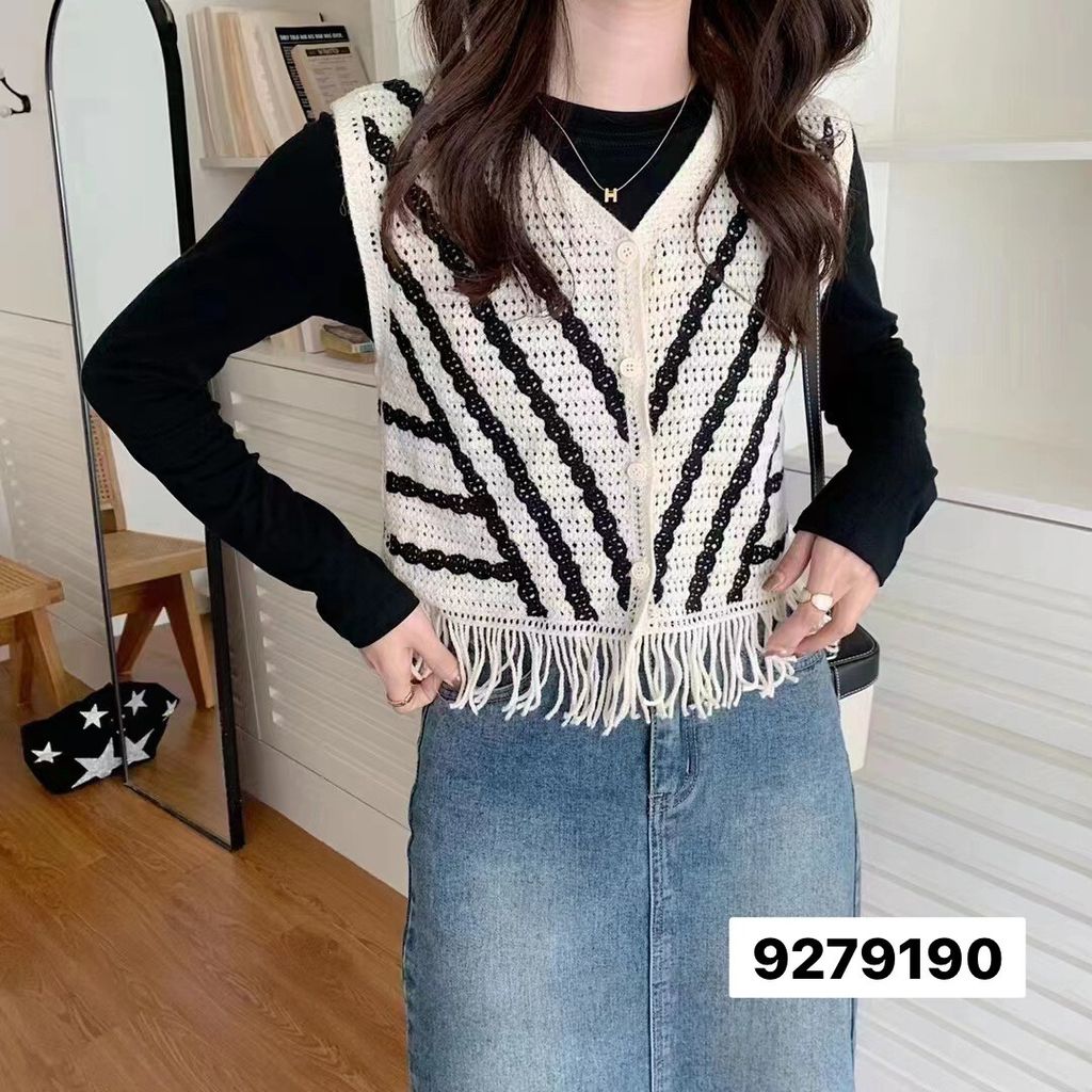 LINE_ALBUM_鈕扣手勾馬甲_230426_70