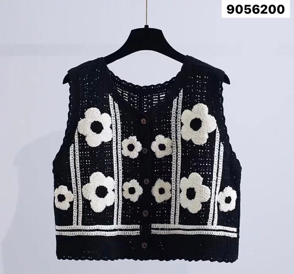 LINE_ALBUM_鈕扣手勾馬甲_230426_81