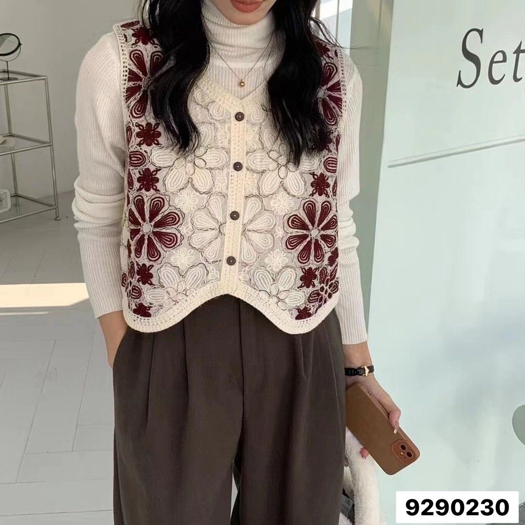 LINE_ALBUM_鈕扣手勾馬甲_230426_100