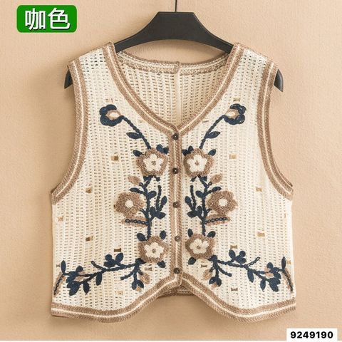 LINE_ALBUM_鈕扣手勾馬甲_230426_107