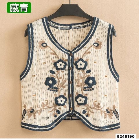 LINE_ALBUM_鈕扣手勾馬甲_230426_108