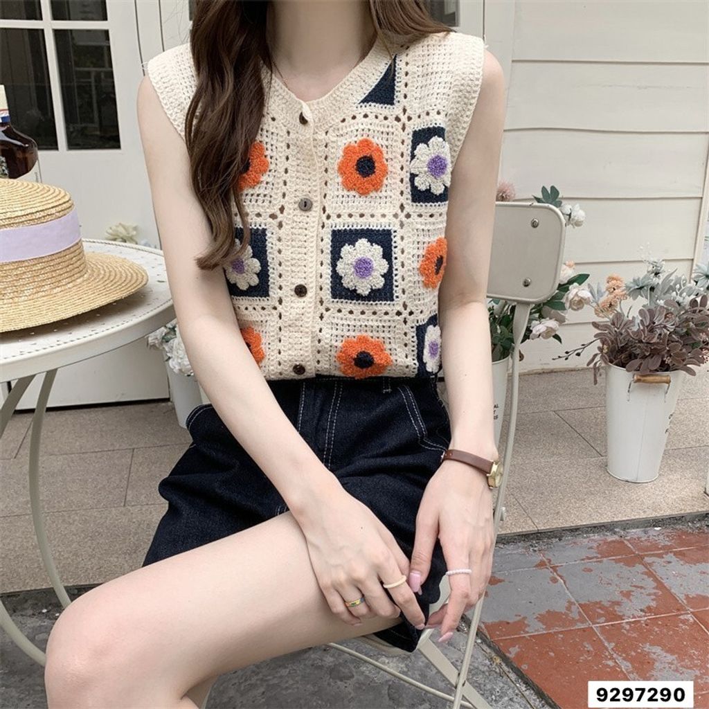 LINE_ALBUM_鈕扣手勾馬甲_230426_117