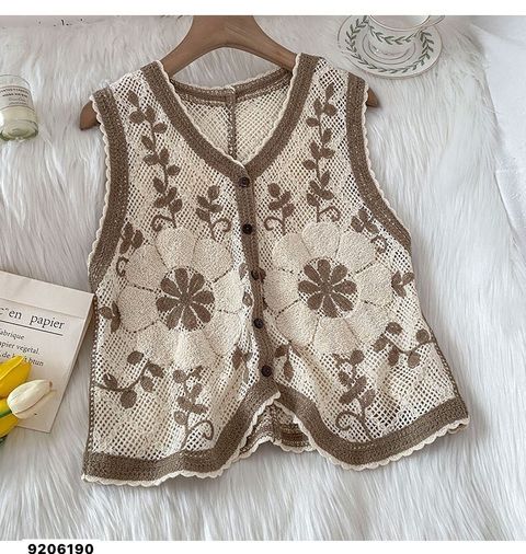 LINE_ALBUM_鈕扣手勾馬甲_230426_118