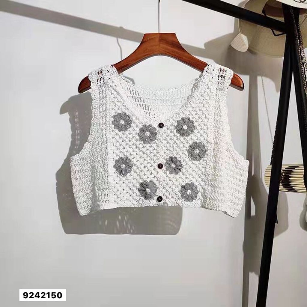 LINE_ALBUM_鈕扣手勾馬甲_230426_123