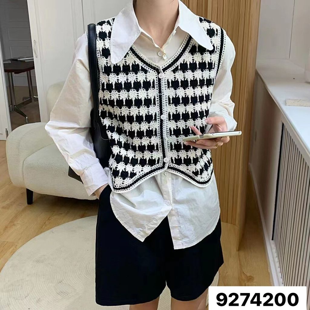 LINE_ALBUM_鈕扣手勾馬甲_230426_104