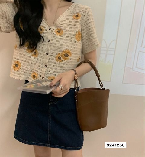 LINE_ALBUM_短袖手勾上衣_230430_32