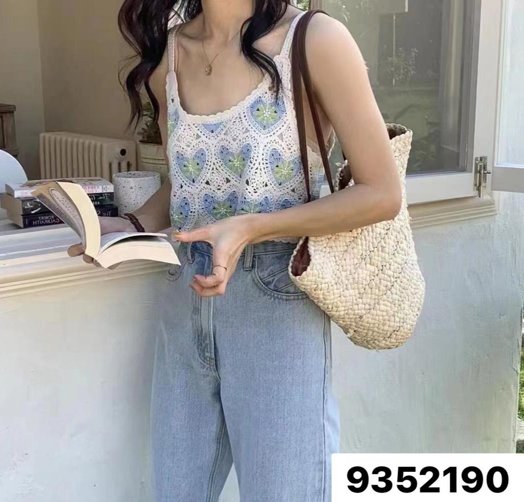 LINE_ALBUM_中短版吊帶背心_230505_173