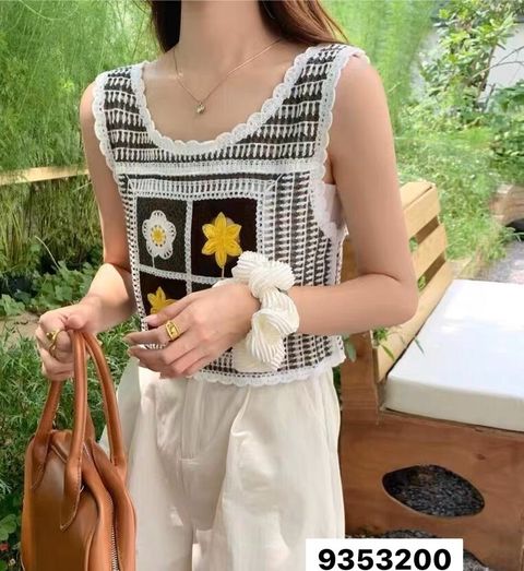 LINE_ALBUM_中短版吊帶背心_230505_183